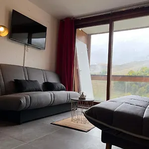 le-corbier-studio-4-personnes-avec-balcon-plein-sud.hotels-rhonealpes.com/