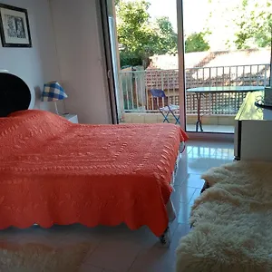 Appartement Au Calme, Menton