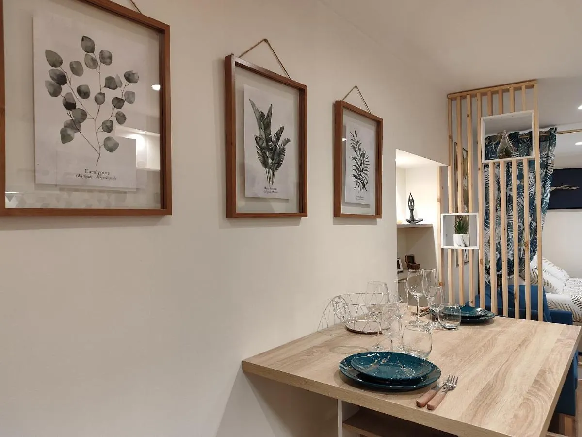 Apartment Studio Vieille Ville Tout Equipe Sans Ascenseur